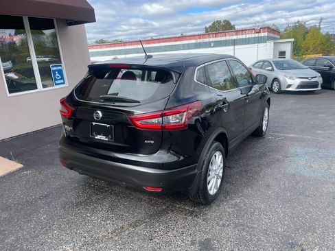 Used 2022 Nissan Rogue Sport S AWD/4WD image 6
