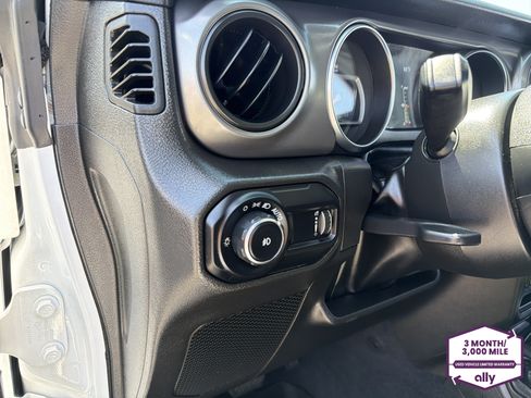 Used 2023 Jeep Wrangler Unlimited Sport AWD/4WD image 15