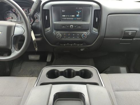 Used 2017 Chevrolet Silverado 1500 Custom w/ Custom Convenience Package image 21