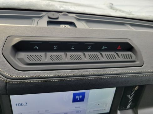 New 2025 Ford Bronco Badlands w/ Sasquatch Package AWD/4WD image 21