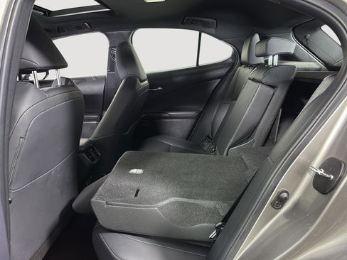 Used 2021 Lexus UX 250h w/ Premium Package image 22