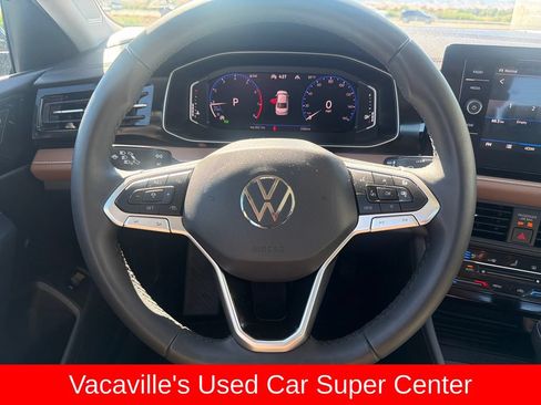 Used 2025 Volkswagen Jetta SEL FWD image 14