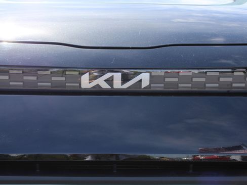 Used 2023 Kia Soul S FWD image 11