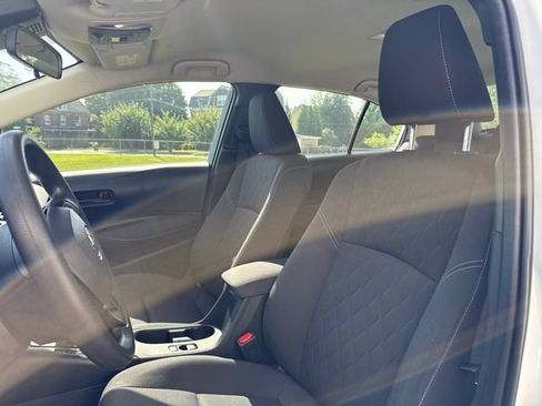 Used 2023 Toyota Corolla LE w/ Carpet Mat Package (TMS) FWD image 13