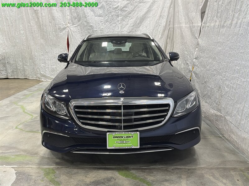 Used 2017 Mercedes-Benz E 400 4MATIC Wagon image 19