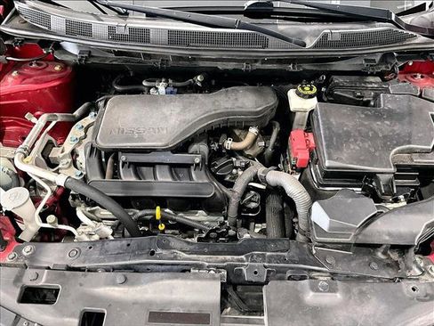Used 2018 Nissan Rogue Sport SV FWD image 11