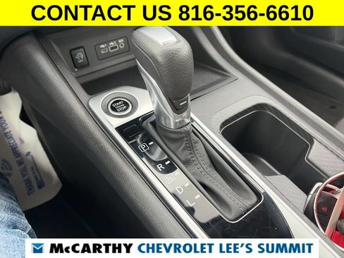 Used 2025 Nissan Sentra SV FWD image 9