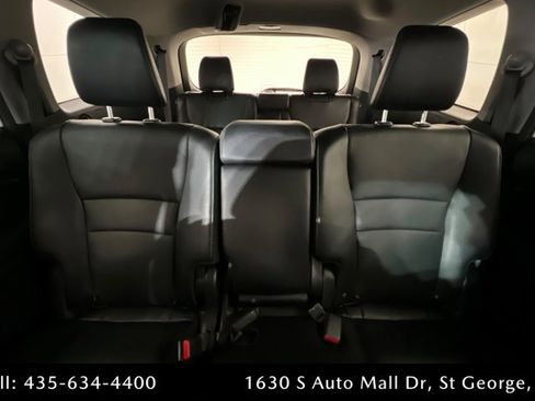 Used 2017 Honda Pilot Touring image 26