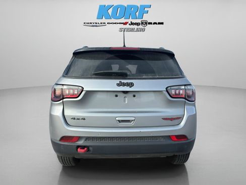 Used 2024 Jeep Compass Trailhawk image 6