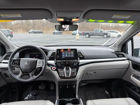 Used 2024 Honda Odyssey Touring image 29