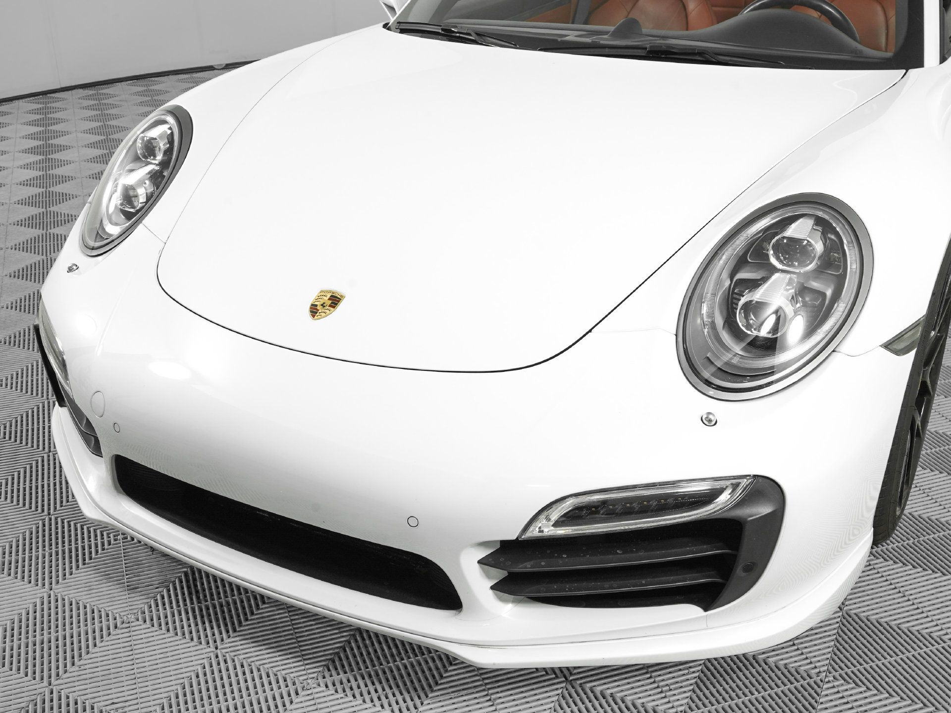 Used 2015 Porsche 911 Turbo AWD/4WD image 33