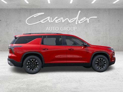 New 2026 Chevrolet Traverse Z71 w/ Driver Confidence Package AWD/4WD image 5