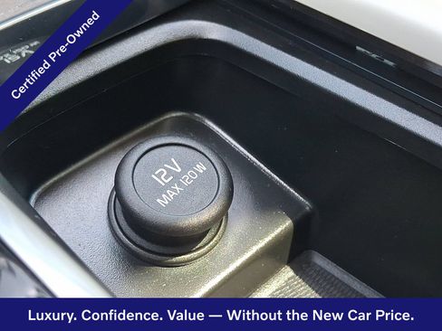 Certified 2023 Volvo XC90 B6 Ultimate w/ Protection Package Premier AWD/4WD image 26