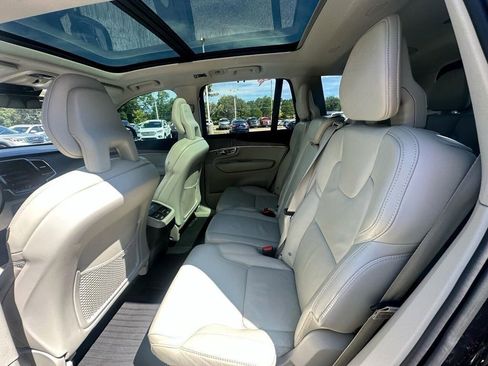 Used 2021 Volvo XC90 T6 Inscription w/ Protection Package Premier image 11