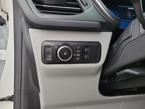 Certified 2024 Ford Escape SE w/ PHEV Premium Package image 10