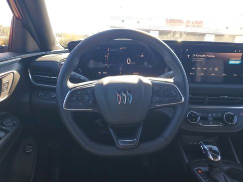 Used 2024 Buick Envista Preferred w/ Convenience I Package image 13