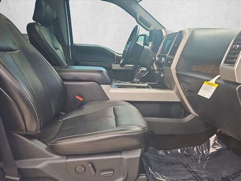 Used 2019 Ford F150 Lariat image 21