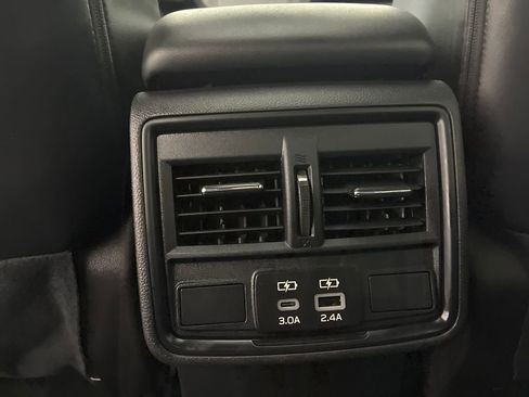 Used 2026 Subaru Forester Premium AWD/4WD image 27