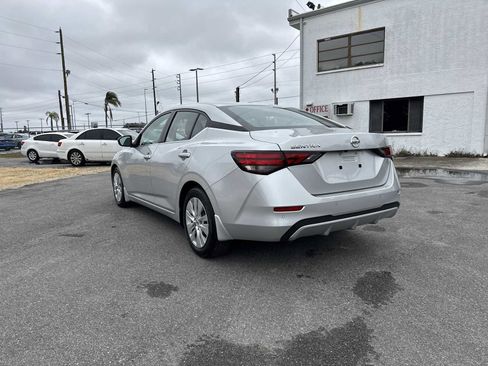 Used 2023 Nissan Sentra S image 4