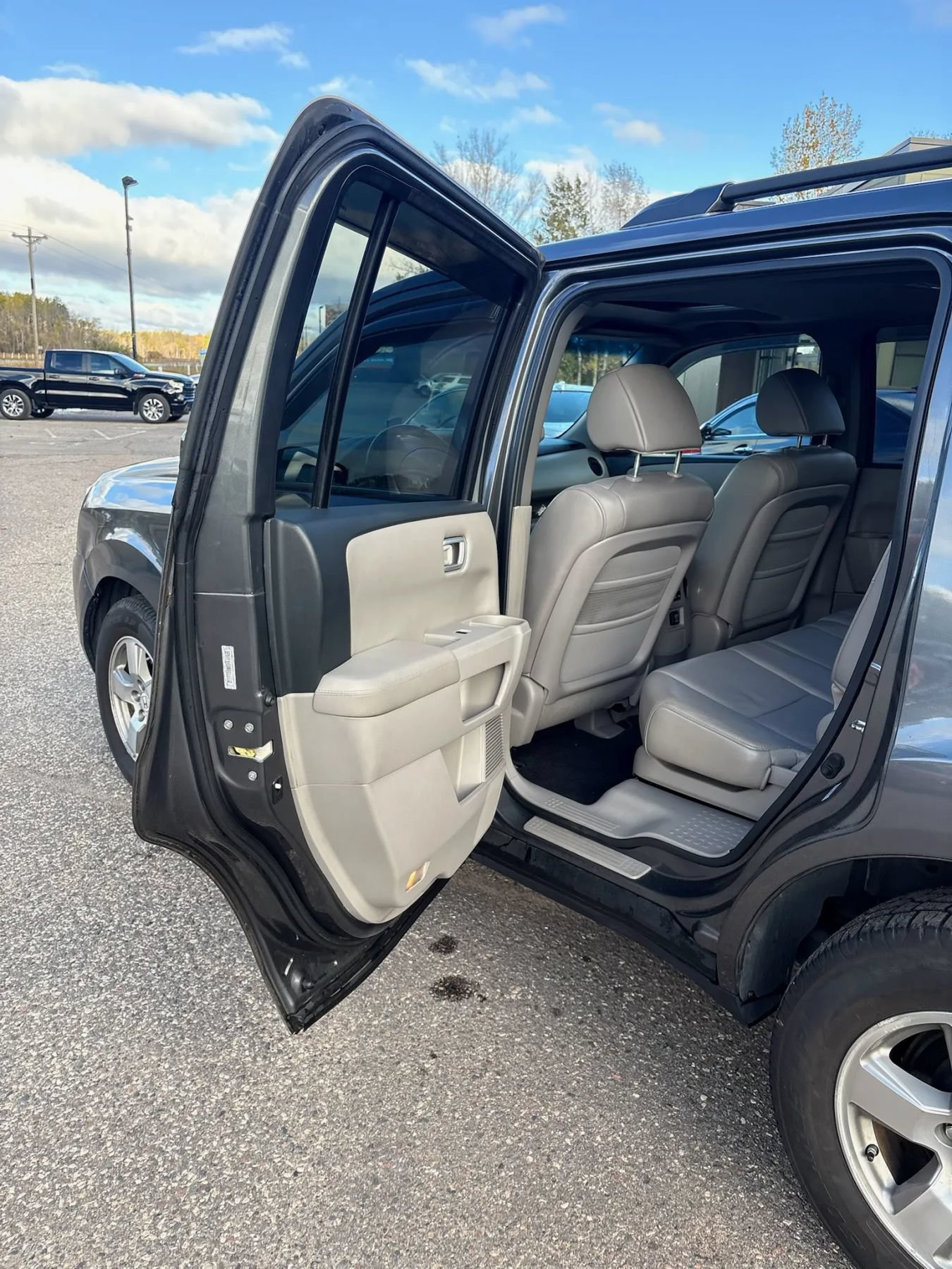 Used 2011 Honda Pilot EX-L image 43