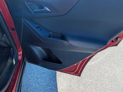 Used 2025 Chevrolet Equinox RS w/ Convenience Package III image 30