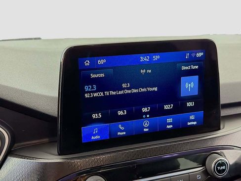 Used 2022 Ford Escape SEL w/ SEL Stealth AWD Package image 36