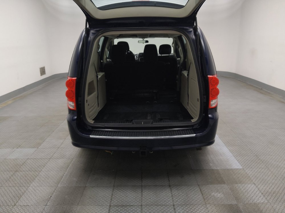 Used 2015 Dodge Grand Caravan American Value Package FWD image 29
