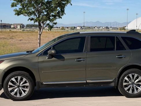 Used 2018 Subaru Outback 2.5i Touring w/ Popular Package #3 AWD/4WD image 7
