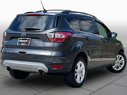 Used 2018 Ford Escape SE w/ SE Sync 3 Package AWD/4WD image 13