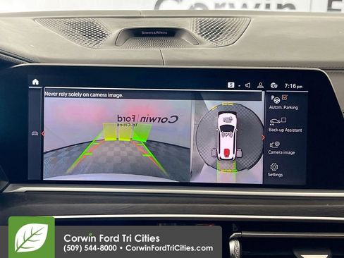 Used 2020 BMW X7 M50i w/ Dynamic Handling Package image 23