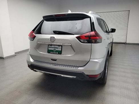 Used 2019 Nissan Rogue SV AWD/4WD image 7