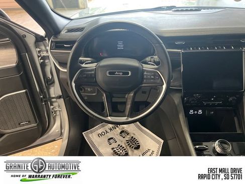 Used 2024 Jeep Grand Cherokee Limited 4xe AWD/4WD image 22