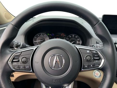 Used 2024 Acura RDX SH-AWD image 28