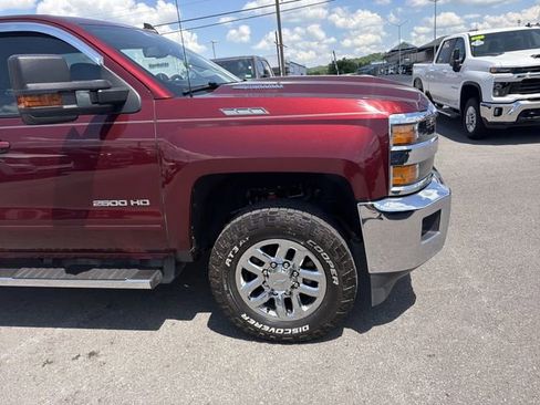 Used 2017 Chevrolet Silverado 2500 LT w/ LT Plus Package AWD/4WD image 4