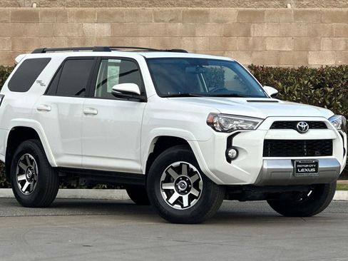 Used 2019 Toyota 4Runner TRD Off-Road Premium image 2