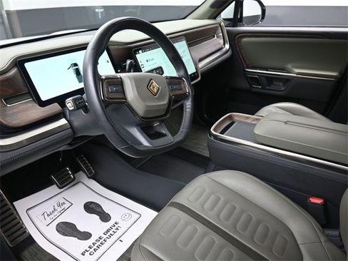 Used 2022 Rivian R1T Launch Edition image 18