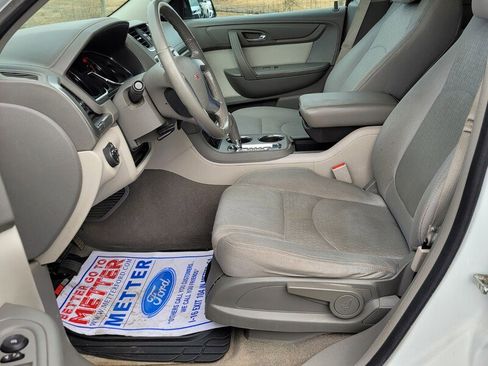 Used 2016 GMC Acadia SLE image 5