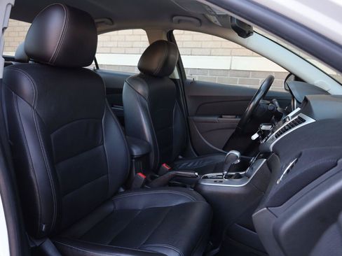 Used 2015 Chevrolet Cruze LT FWD image 27