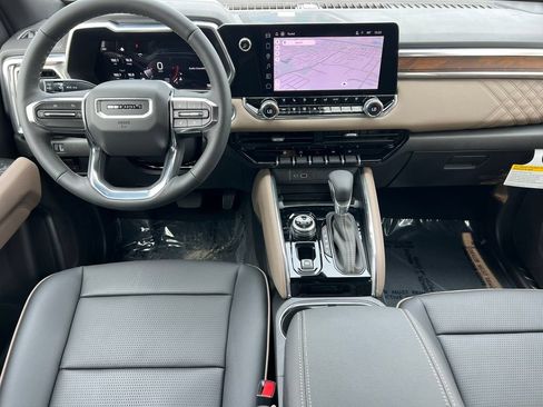 New 2026 GMC Canyon Denali AWD/4WD image 2