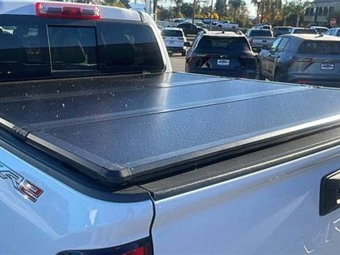 Used 2022 Chevrolet Colorado ZR2 image 36