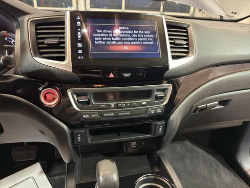 Used 2017 Honda Ridgeline RTL-E image 18