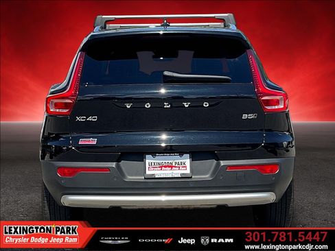 Used 2023 Volvo XC40 B5 Ultimate w/ Climate Package AWD/4WD image 6