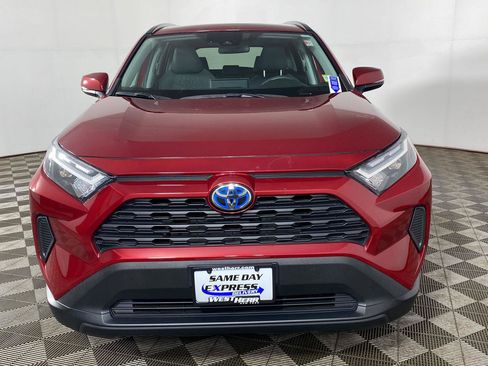 Used 2024 Toyota RAV4 XLE w/ Convenience Package AWD/4WD image 8