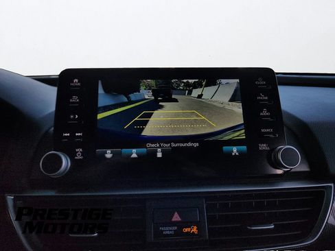 Used 2022 Honda Accord Sport image 9