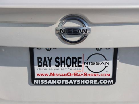 Certified 2023 Nissan Sentra SR FWD image 25