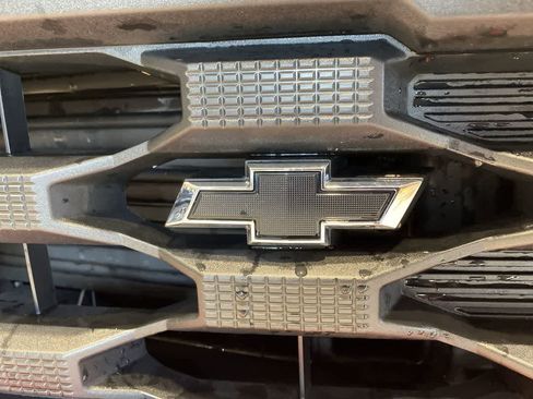 Used 2023 Chevrolet Silverado 1500 Custom w/ LPO, Dark Essentials Package image 10