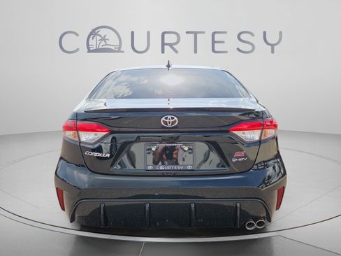 Certified 2026 Toyota Corolla SE FWD image 4
