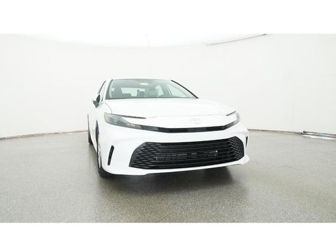 New 2026 Toyota Camry LE image 30