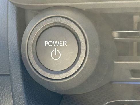 New 2026 Toyota Prius XLE FWD image 25