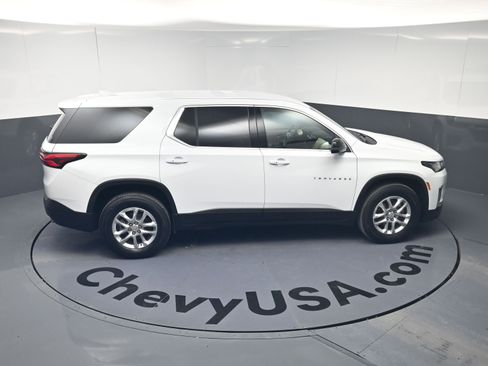 Certified 2023 Chevrolet Traverse LS image 32